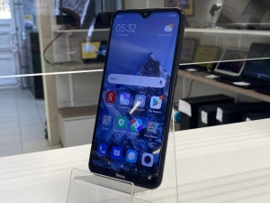 Мобильный телефон Xiaomi Redmi 8 4/64GB