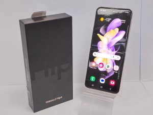 Мобильный телефон Samsung Galaxy Z Flip4 8/128GB