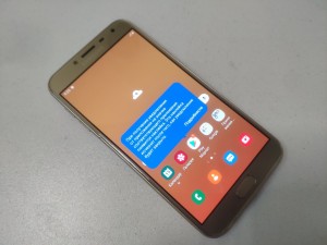 Мобильный телефон Samsung J4 3/32GB