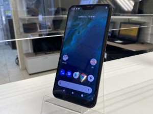 Мобильный телефон Xiaomi  Mi A2 Lite 3/32GB