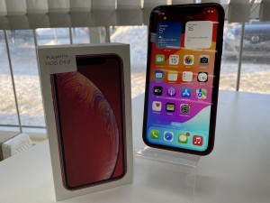 Мобильный телефон iPhone Xr 64GB