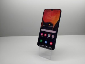 Мобильный телефон Samsung а50 4/64GB