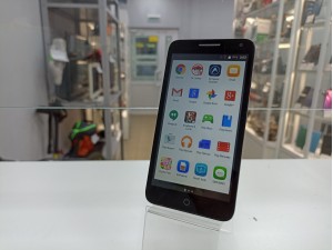 Мобильный телефон Alcatel One Touch POP 3
