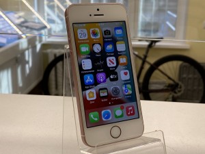 Мобильный телефон Iphone iPhone SE, 2/32GB