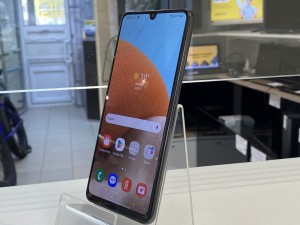 Мобильный телефон Samsung Galaxy A32 4/64GB