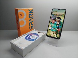мобильный телефон Tecno Spark 8С 4/64GB