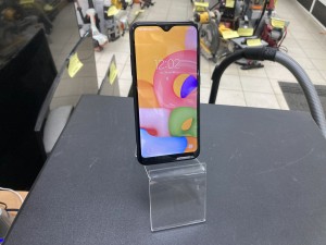 Мобильный телефон Samsung Galaxy A01 16GB