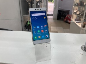 Мобильный телефон Xiaomi Redmi 3S 2/16GB