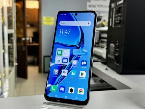 Мобильный телефон infinix hot 20 6/128GB