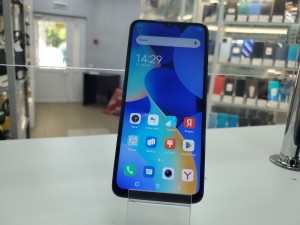 мобильный телефон tecno spark 10c 4/64GB