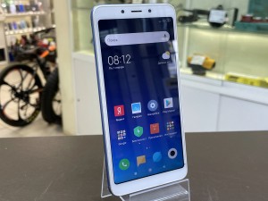 Мобильный телефон Xiaomi Redmi 6 3/32GB