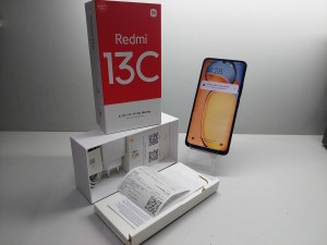 Мобильный телефон Xiaomi Redmi 13C 8/256GB