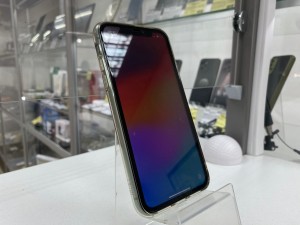 Мобильный телефон iPhone 11 64GB