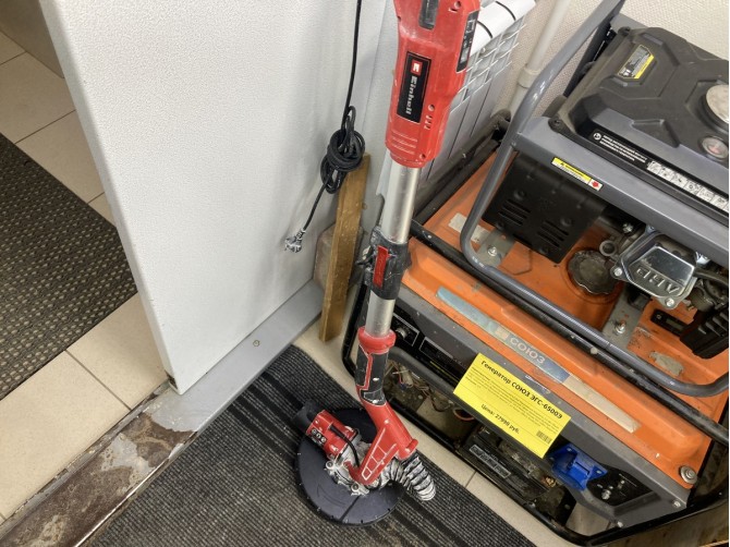 Шлифмашина для стен и потолков Einhell TE-DW 225X