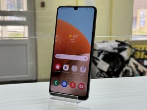 Мобильный телефон Samsung Galaxy A32 4/128GB черный
