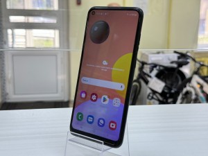 Мобильный телефон Samsung Galaxy A11 2/32GB черный