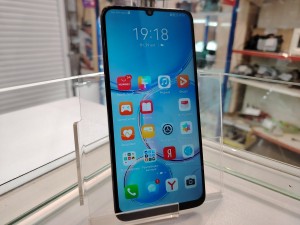 Мобильный телефон Huawei nova Y70, 4/64GB