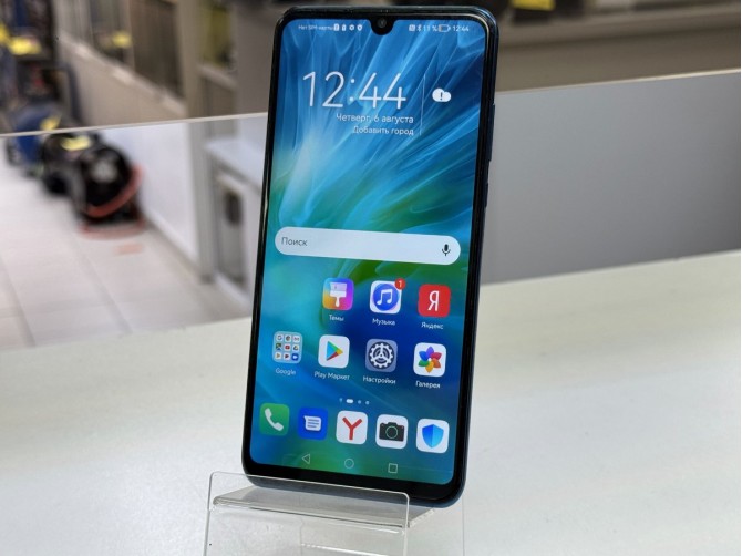 Мобильный телефон Honor 20s 6/128GB