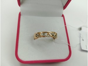 Кольцо с камнями золотое