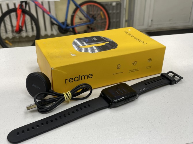 смарт-часы realme Watch2