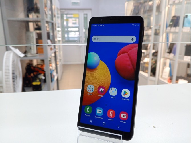 Мобильный телефон Samsung Galaxy A01 Core, 1/16GB