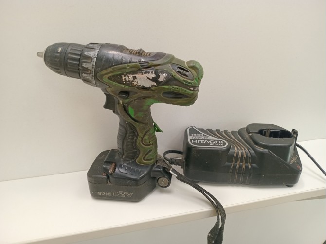 шуруповерт Ds 12 DW Hitachi
