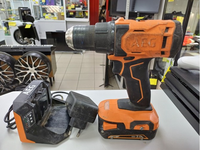 Шуруповерт AEG BS18G4
