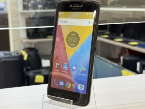 Мобильный телефон Motorola moto c