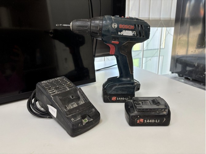 Шуруповерт bosch 1440li