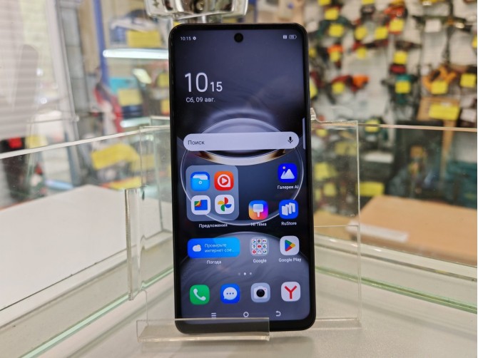 Мобильный телефон Tecno Spark 30 6/128GB
