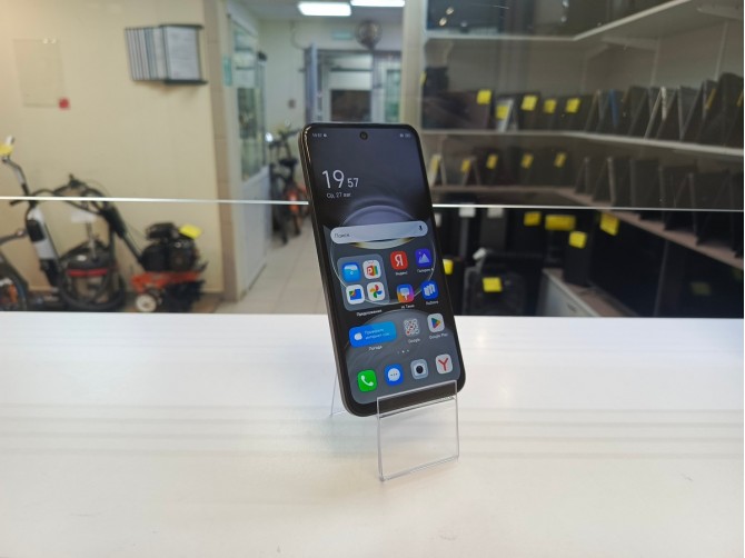 Мобильный телефон Tecno Spark 30C, 8/256GB