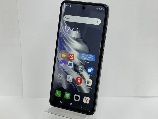 Мобильный телефон Tecno Spark 20 8/256GB