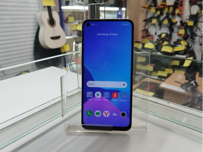 Мобильный телефон realme 6 4/128GB