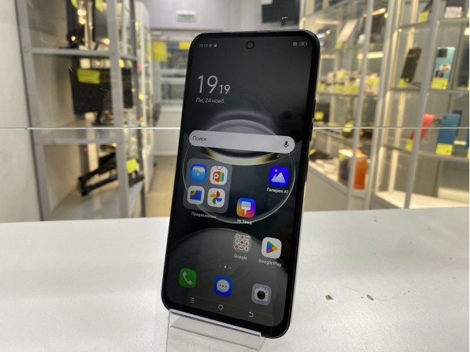 Мобильный телефон Tecno Spark 30C 8/256GB