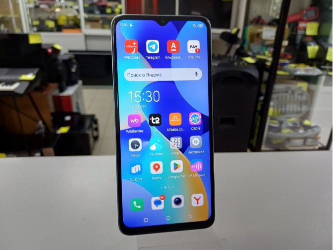 Мобильный телефон TECNO, Spark 10c, 4/128GB