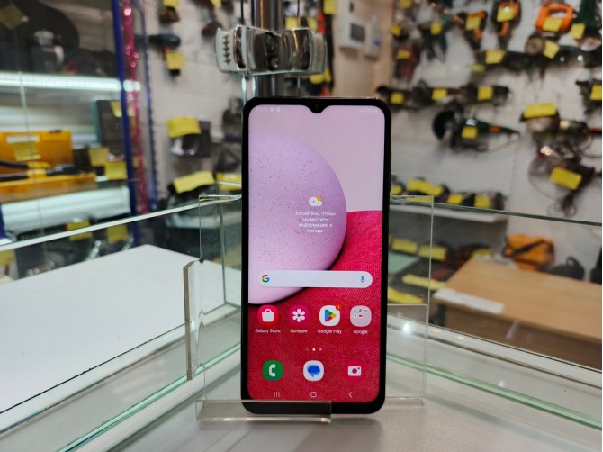 Мобильный телефон Samsung Galaxy A13 4\64