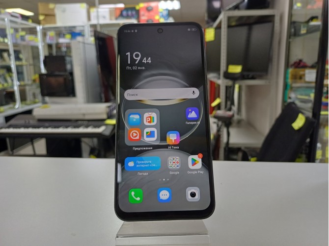 Мобильный телефон TECNO, Spark 30C, 128 ГБ, черный, 4 ГБ