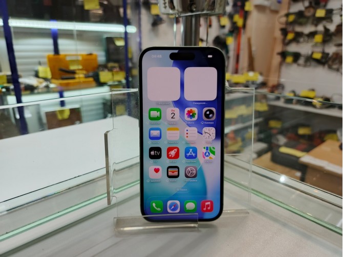 Мобильный телефон iPhone 15 128 ГБ