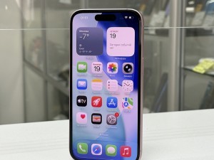 Мобильный телефон Apple, iPhone 15, 128 ГБ, черный