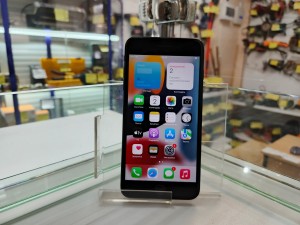 Мобильный телефон Apple iPhone 7 Plus 128 ГБ