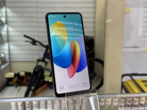 Мобильный телефон TECNO Spark Go 2024 3/64 ГБ