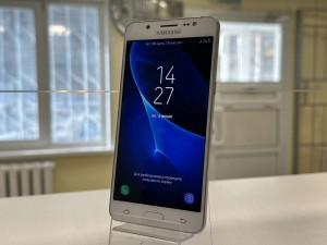 Мобильный телефон Samsung, Galaxy J5 (2016), 16 ГБ, белый