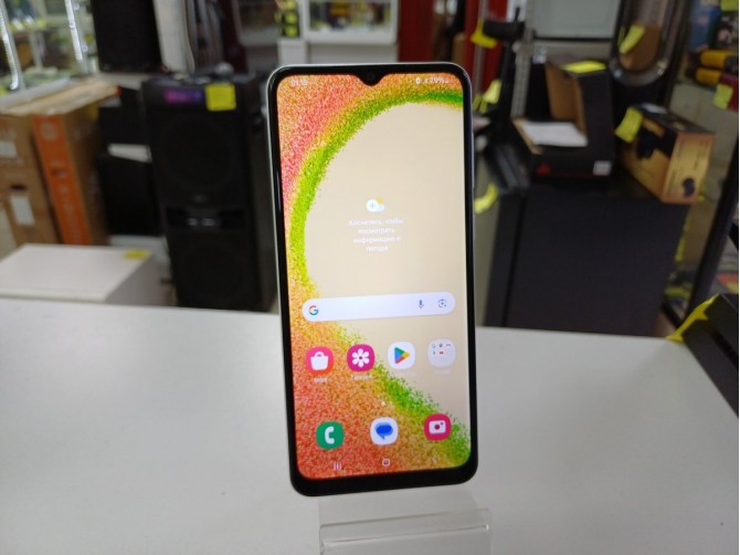Мобильный телефон Samsung, Galaxy A04, 64 ГБ, белый