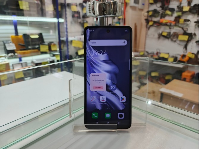 Мобильный телефон TECNO Spark 20 8\128