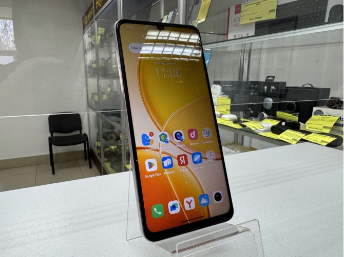 Мобильный телефон vivo, Y04, 128 ГБ, золотистый