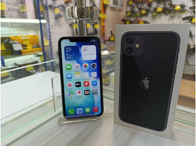 Мобильный телефон Apple iPhone 11 128 ГБ