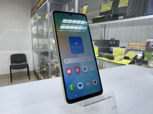 Мобильный телефон Samsung, Galaxy A06, 64 ГБ, золотистый