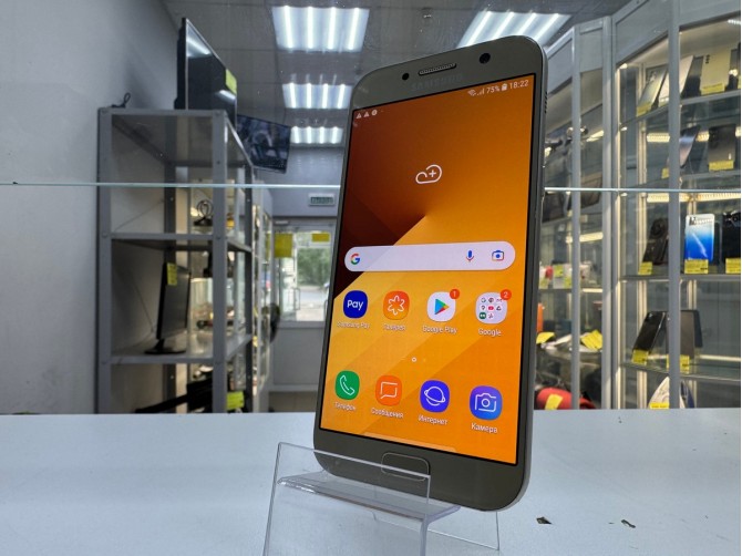 Мобильный телефон Samsung, Galaxy A5 (2017) SM-A520F/DS, золотистый