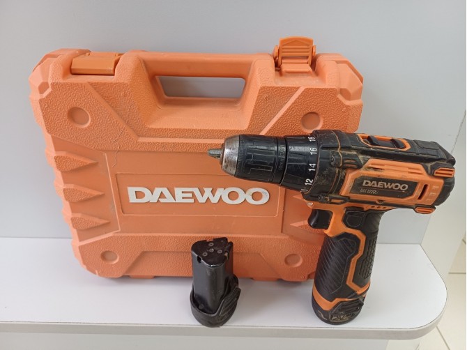Шуруповерт Daewoo DAA1220