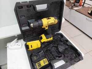 Дрель-шуруповерт, DeWalt, DCD771-KS, Аккумуляторный, 18.0